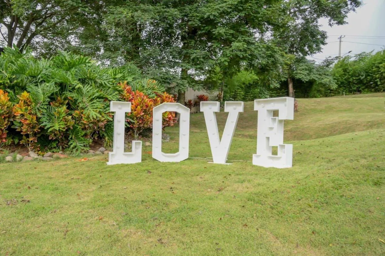 Vista Del Campo Country Club & Villas Jarabacoa