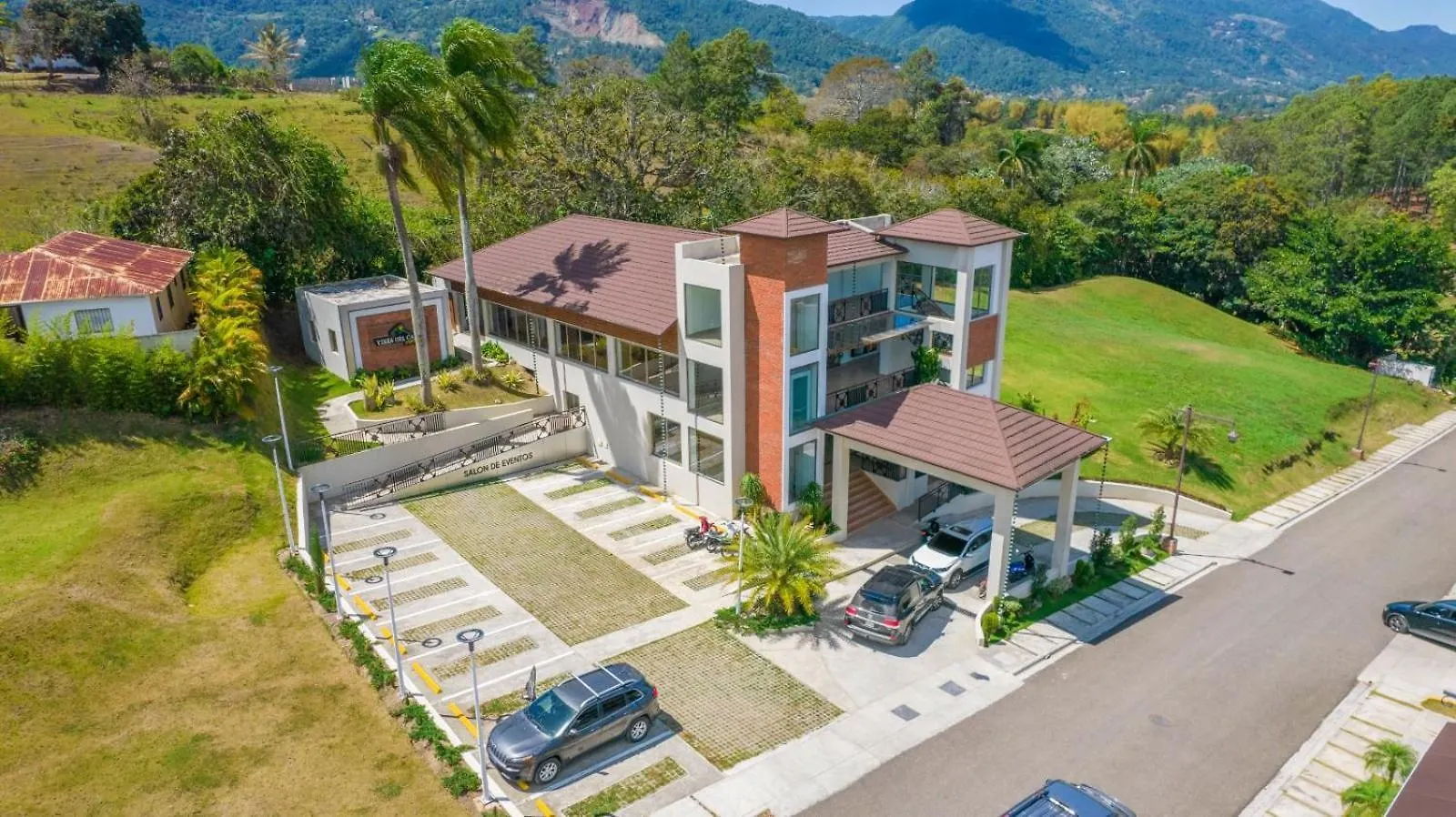 Vista Del Campo Country Club & Villas Jarabacoa 0*,  República Dominicana
