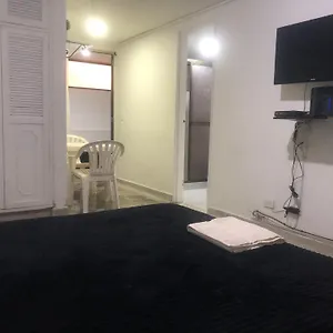 Apartamento Cómodo , Céntrico Y Bien Ubicado 201 Apartamento Medellín